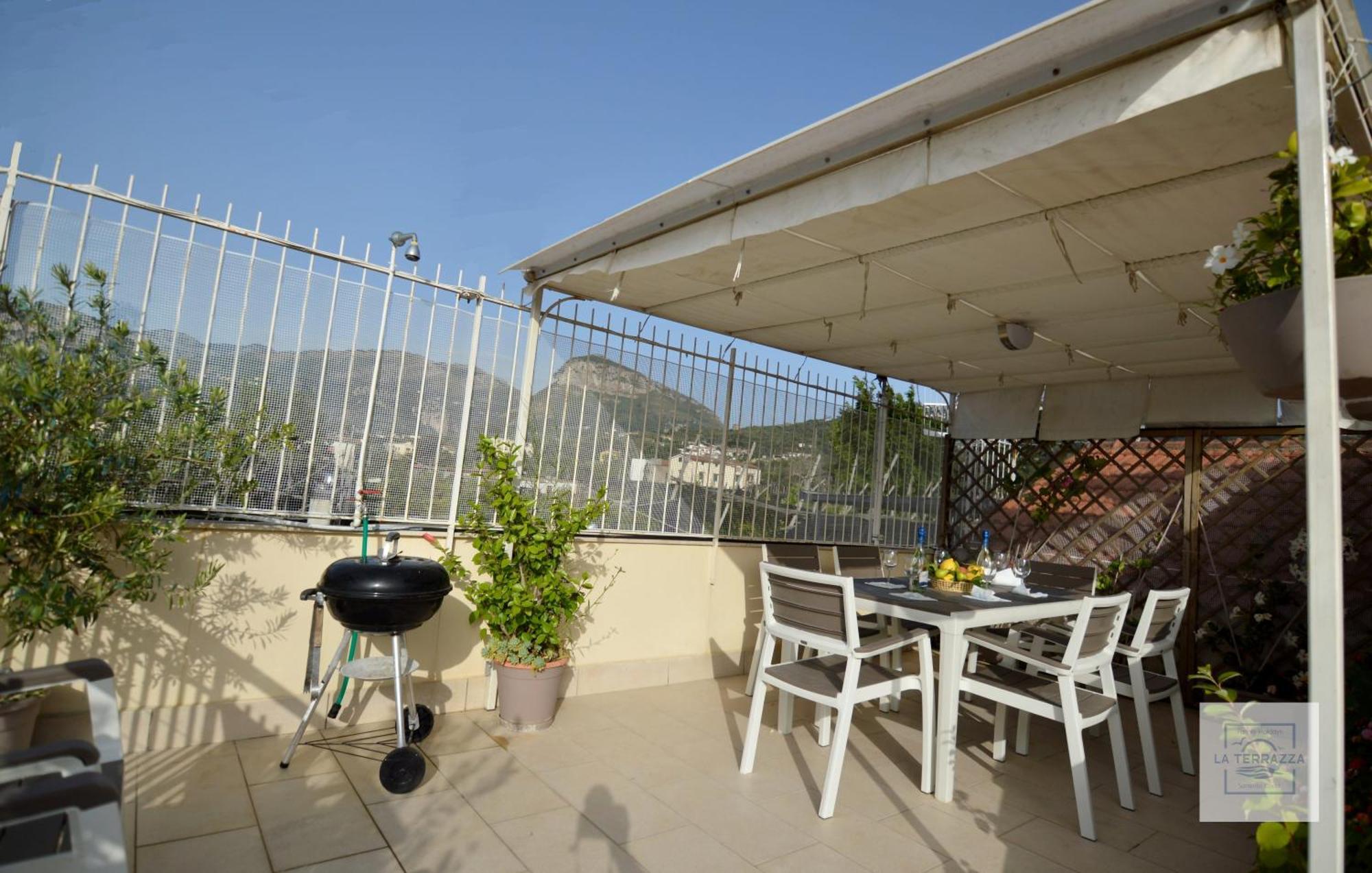 La Terrazza Family Holidays - Sorrento Coast Сант'Анджелло Экстерьер фото